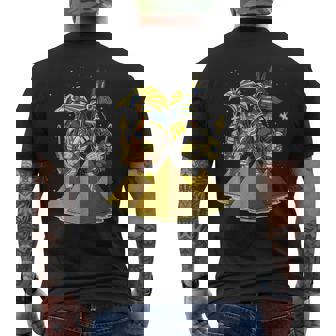 エジプトの神々アヌビスとホルスの目エジプトのピラミッドアンクのシンボル古代エジプト神話 メンズTシャツ バックプリント - Kawaiitshirt