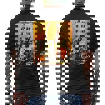 エレキギター好きのための酒とビールのロックギター メンズTシャツ バックプリント - Kawaiitshirt