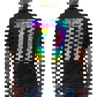 カラフルな絞り染め 77歳の誕生日または77番のチームイベント メンズTシャツ バックプリント - Kawaiitshirt