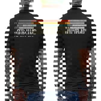 ギター・イン・ハンド・ミュージシャン・ギタリストとの人生はより良い。 メンズTシャツ バックプリント - Kawaiitshirt