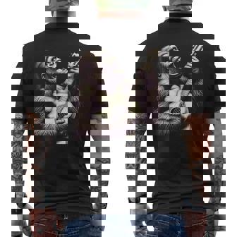 ゴリラ 演奏 ギター 面白い ロック 音楽 ギター ゴリラ メンズTシャツ バックプリント - Kawaiitshirt