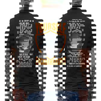 サカバンバスピスのフィッシュミームになれない限り、常に自分らしくありなさい メンズTシャツ バックプリント - Kawaiitshirt