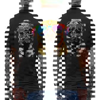 サングラスとパグベージュ犬愛カーリンかわいいパグ メンズTシャツ バックプリント - Kawaiitshirt