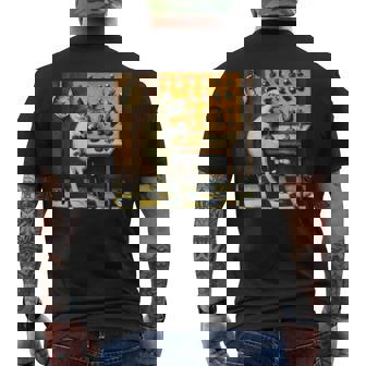 シュールレアリスト絵画 チェスをする猫とサルバドール・ダリ メンズTシャツ バックプリント - Kawaiitshirt