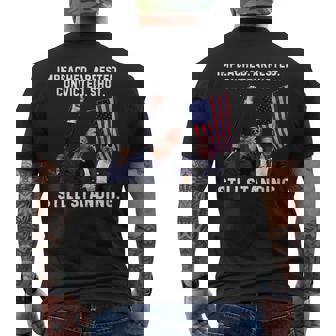 スティル・スタンディング・トランプ 2024 暗殺未遂 メンズTシャツ バックプリント - Kawaiitshirt