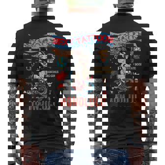 セーラー向けのタトゥーとセクシーガール。 メンズTシャツ バックプリント - Kawaiitshirt