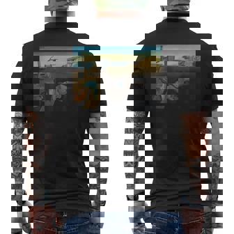 ダリによる有名な絵画の持続性 メンズTシャツ バックプリント - Kawaiitshirt