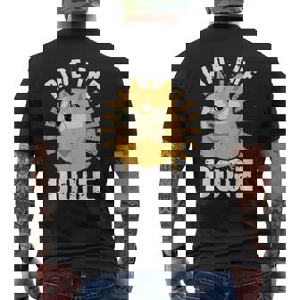 ドージコイン クリプト ライド ザ ドージ 面白い Memecoin メンズTシャツ バックプリント - Kawaiitshirt