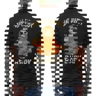 ナマケモノ コーヒー 瞑想 グラフィック 面白い メンズTシャツ バックプリント - Kawaiitshirt