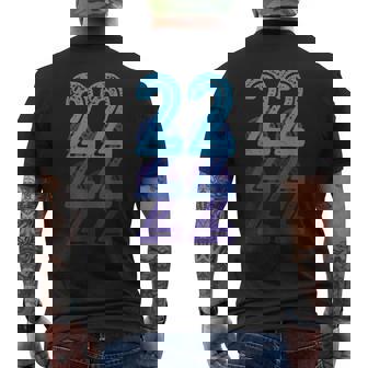 ナンバー22 ブルー ベスト クラシック カレッジスタイル 誕生日 面白い メンズTシャツ バックプリント - Kawaiitshirt