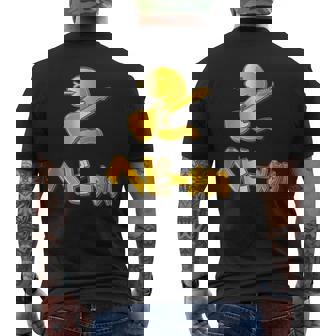 ヘビーメタル 金の蛇 ギター《へび》巳年 蛇年【どうぶつフレンズ】干支 十二支 2025 ゆるくて かわいい 動物 面白 メンズTシャツ バックプリント - Kawaiitshirt