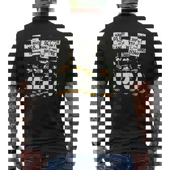 ペンギンの関税 聞いた島 ペンギンと一緒に立つ メンズTシャツ バックプリント - Kawaiitshirt