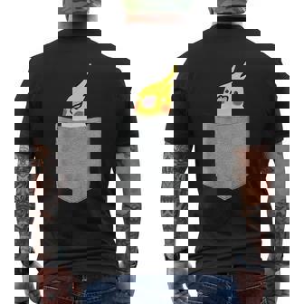 ポケットから覗くオカメインコのデザイン メンズTシャツ バックプリント - Kawaiitshirt