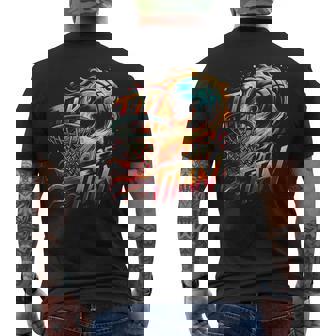 マーチ カレッジ バスケットボール トーナメント ティップオフ タイタン B-ボール メンズTシャツ バックプリント - Kawaiitshirt