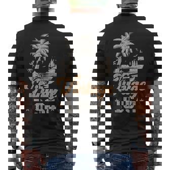 ヴィンテージ 1964 誕生日 61歳 ヤシの木 メンズTシャツ バックプリント - Kawaiitshirt