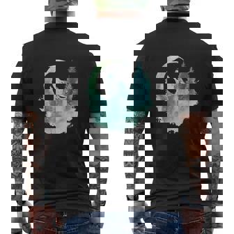 三日月の下で遠吠えするオオカミ 野生動物 メンズTシャツ バックプリント - Kawaiitshirt