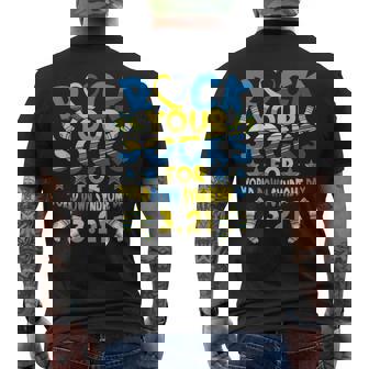 世界ダウン症デー321啓発に向けて、靴を履いて頑張ろう メンズTシャツ バックプリント - Kawaiitshirt