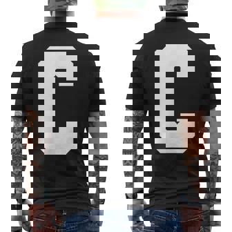 大文字 C アルファベット モノグラム イニシャル メンズTシャツ バックプリント - Kawaiitshirt