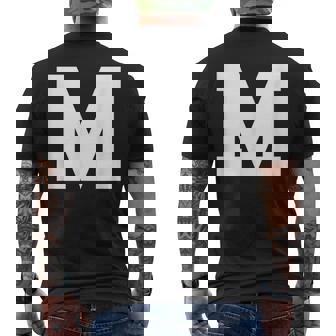 大文字 M アルファベットモノグラム イニシャル メンズTシャツ バックプリント - Kawaiitshirt