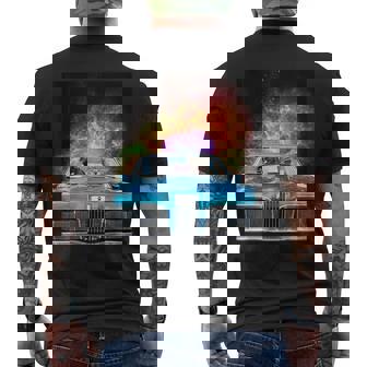 宇宙 銀河 猫 運転 車 メンズTシャツ バックプリント - Kawaiitshirt