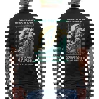 暗号通貨の波に乗るクジラの活動仮想通貨 メンズTシャツ バックプリント - Kawaiitshirt