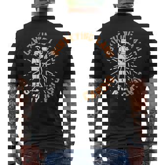 測量は有酸素運動 土地家屋調査士 土地家屋調査士 メンズTシャツ バックプリント - Kawaiitshirt