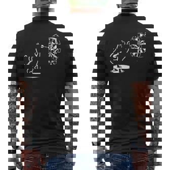 猫 遊び ダーツ 面白い 猫好き 子猫 ダーツプレーヤー メンズTシャツ バックプリント - Kawaiitshirt