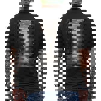 白黒写真 街の街の夕焼け写真 メンズTシャツ バックプリント - Kawaiitshirt