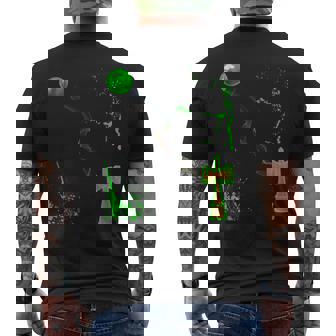 緑のスプレーの木のけん玉を渡ってガラスの球体に煙の波 メンズTシャツ バックプリント - Kawaiitshirt