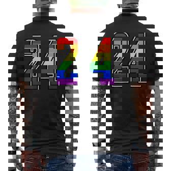 虹 24チーム短期大学スポーツレインボーカラー番号制ユニフォーム メンズTシャツ バックプリント - Kawaiitshirt