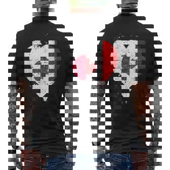 誇り高き日系カナダ人を想うビンテージスタイルのクールなカナダ国旗と日本国旗 メンズTシャツ バックプリント - Kawaiitshirt