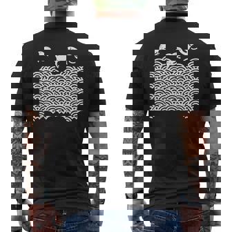 青海波文様 浜千鳥 ロケット 日本の夏 和柄 波 海 ビーチ 鳥 おもしろ 幾何学模様 伝統柄 オリジナル メンズTシャツ バックプリント - Kawaiitshirt