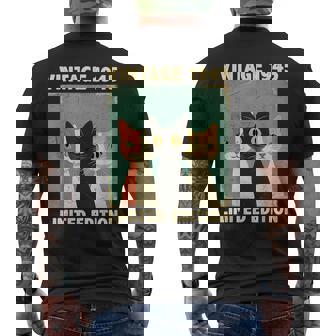 面白い 80歳 ギフト ヴィンテージ 1945 猫好き 80歳の誕生日 メンズTシャツ バックプリント - Kawaiitshirt