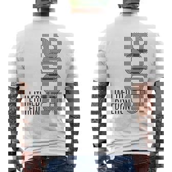 2005年生まれの20歳男性 誕生日20歳限定版 メンズTシャツ バックプリント - Kawaiitshirt