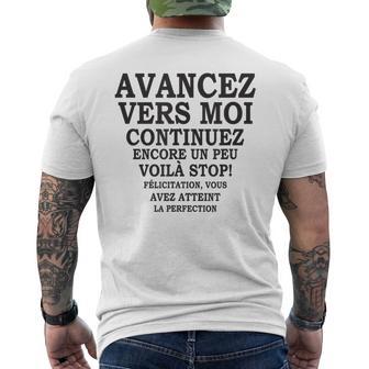 Avancerers Moi Félicitations Perfection T-shirt imprimé au dos - Cadeauxyz