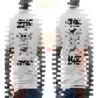 Free Hugs おもしろ相撲力士 相撲ハグ カワイイ相撲ハグ メンズTシャツ バックプリント - Kawaiitshirt