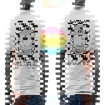 Keepmiling キュート 面白い ハッピー 平和 笑顔 ポジティブ メンズTシャツ バックプリント - Kawaiitshirt