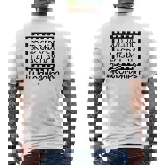 Last Day サイン入り 卒業 3年生 記念品 メンズTシャツ バックプリント - Kawaiitshirt