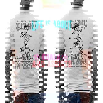 Life's About Goals And Assists サッカー 面白いサッカー選手 メンズTシャツ バックプリント - Kawaiitshirt