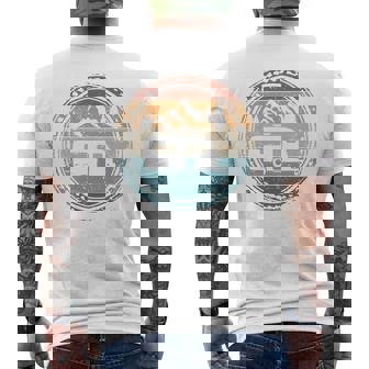 Retro Camping Caravan T-Shirt mit Rückendruck - Seseable