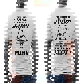 Tie Me Up In Knots & I'm Happy エアリアル ヨガ 体操選手 エアリスト メンズTシャツ バックプリント - Kawaiitshirt