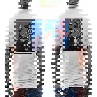 トランプ大統領のために祈り、決して降伏しない、神の祝福トランプ。 長袖tシャツ メンズTシャツ バックプリント - Kawaiitshirt