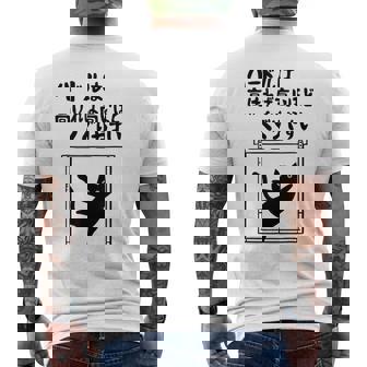 ハードルは高ければ高いほどくぐりやすい ネタ ことわざ 慣用句 ジョーク ギャグ ダジャレ ツッコミ 猫 おもしろ メンズTシャツ バックプリント - Kawaiitshirt