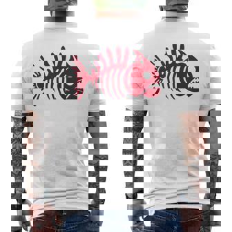 ピラニアスケルトン。魚の頭蓋骨と骨の様式化されたデザイン。 メンズTシャツ バックプリント - Kawaiitshirt