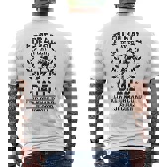 フットボール選手 お父さんみたいな 普通のお父さん ただクーラー メンズTシャツ バックプリント - Kawaiitshirt