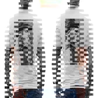 ボーイ・ジョージ・カルチャー・クラブ・シンガー・ポートレート 1982 メンズTシャツ バックプリント - Kawaiitshirt