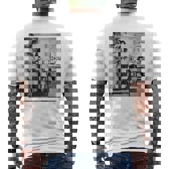 レッド・ツェッペリンのギタリスト、ジミー・ペイジ 1970 メンズTシャツ バックプリント - Kawaiitshirt