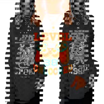 38歳の誕生日プレゼント 38歳 男性と女性、ビデオゲーム 1983年生まれ レディーススウェットシャツ - Kawaiitshirt