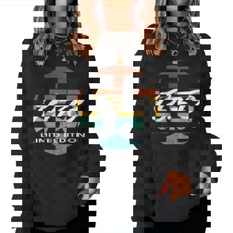 55歳の誕生日 男性 女性 55歳 1970年生まれ レディーススウェットシャツ - Kawaiitshirt