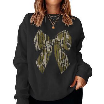 Bottomland Camo Bow Camo Coquette Bow Hunting Girls Women Sweatshirt - Thegiftio UK